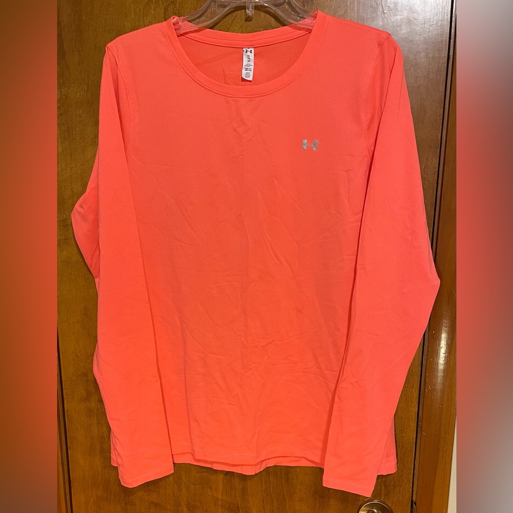 Under Armour XL HeatGear Orange Top